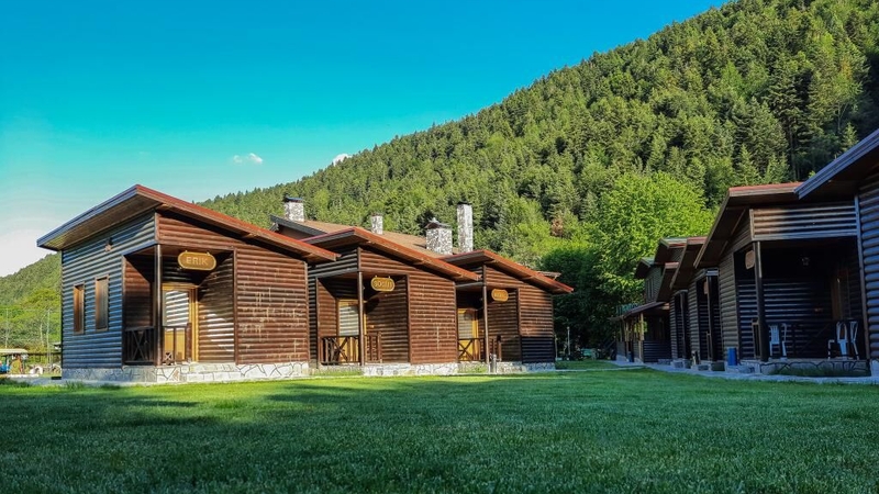 Abant Bahçeli Köşk